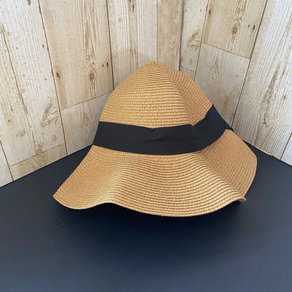 Woven Straw Wide Brim Sun Hat with Black Ribbon - Picture 4 of 7